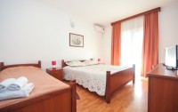   Apartments Velji Vinogradi 3*  11