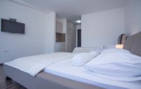   Apartments Helena (ex.grgurovic) 3*  6