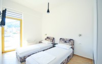   Apartments Sea Breeze Lux  4*  9