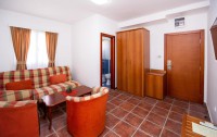 Apart Hotel Iper 3*  2