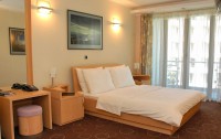   Montenegro Beach Resort 4*  26