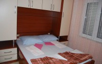   Apartments Srzentic 3*  21