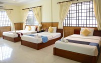   Sihanoukville Plaza 3*  12