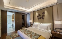   Sunshine Bay Hotel 5*  12