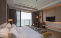   Sunshine Bay Hotel 5*  8