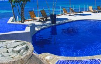   Coco De Mer & Black Parrot Suites 4*  14