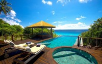   Fregate Island Private 5*  1