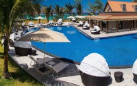   Crystals Beach Resort & Spa 4*  6