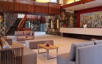   Crystals Beach Resort & Spa 4*  13