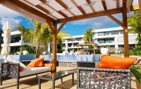   Leora Beach Apartments 4*  8