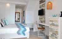   Seapoint Boutique Hotel 4*  24