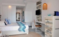   Seapoint Boutique Hotel 4*  11