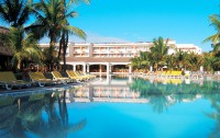   Le Mauricia (beachcomber) 4*  11