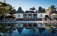   Outrigger Mauritius Beach Resort 5*  11