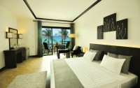   Boracay Ocean Club 3*  9