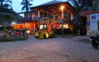   Lost Horizon Beach Dive Resort 3*  11