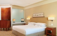   New World Manila Bay 5*  13