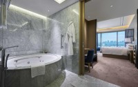   Hilton Hotel Manila 5*  34