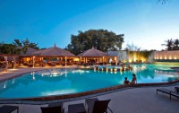   Maribago Bluewater Resort 4*  25