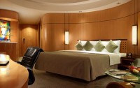   Makati Shangri-la 5*  18