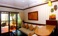   Red Coconut Beach Hotel 3*  11