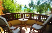   Red Coconut Beach Hotel 3*  7