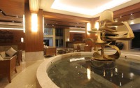   Crown Regency Resort & Convention Center 3*  15