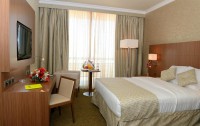 Mercure Grand Hotel Doha 4*  5