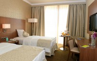 Mercure Grand Hotel Doha 4*  4