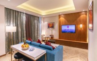   Century Hotel Doha 3*  9