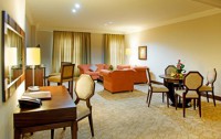   Swiss-belhotel Doha 4*  7