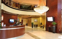   Swiss-belhotel Doha 4*  13