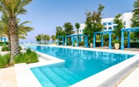   Hilton Salwa Beach Resort & Villas 5*  14