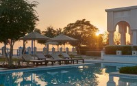   Hilton Salwa Beach Resort & Villas 5*  1