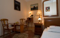   Civis Grand Hotel Aranybika 3*  9