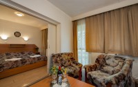   Forras Hotel 3*  32