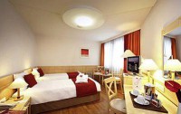   Mercure Budapest City Center 4*  15