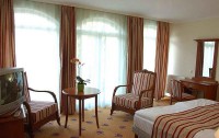   Hotel Sante 3*  12