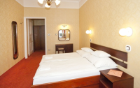   Hotel Astoria 3*  28