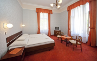   Hotel Astoria 3*  30