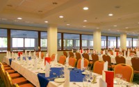   Ramada Hotel Resort Lake Balaton 4*  35