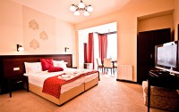 Aurum Hotel  4*  5