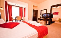 Aurum Hotel  4*  4