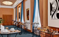   Kempinski Hotel Corvinus 5*  26