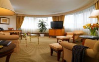   Kempinski Hotel Corvinus 5*  7