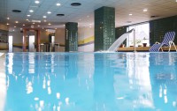   Danubius Hotel Arena 4*  12