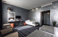   Hotel Carat 4*  7