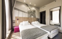 Hotel Carat 4*  5