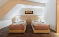   Angella Hotel & Residence 4*  20