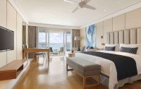   Wyndham Sanya Bay 5*  11